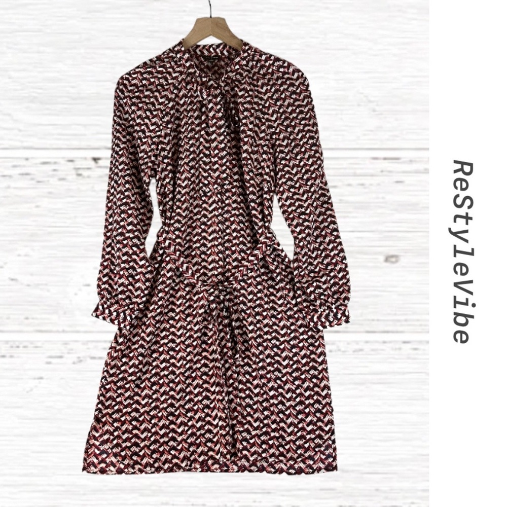 ANN TAYLOR Women’s Size XS Dress Button Front Belted Long Sleeve NWT Chevron NWT